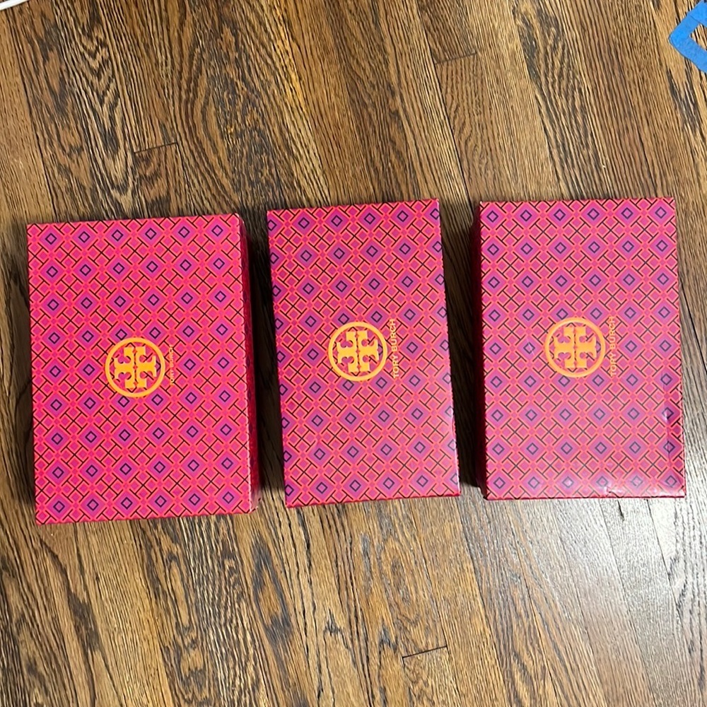 Tory Burch shoe boxes - Picture 4 of 4